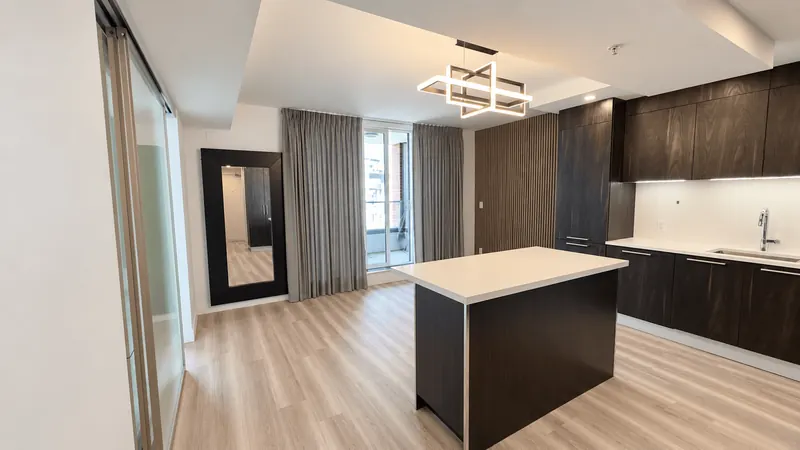 The Independent at Main #302: Kitchen and living area